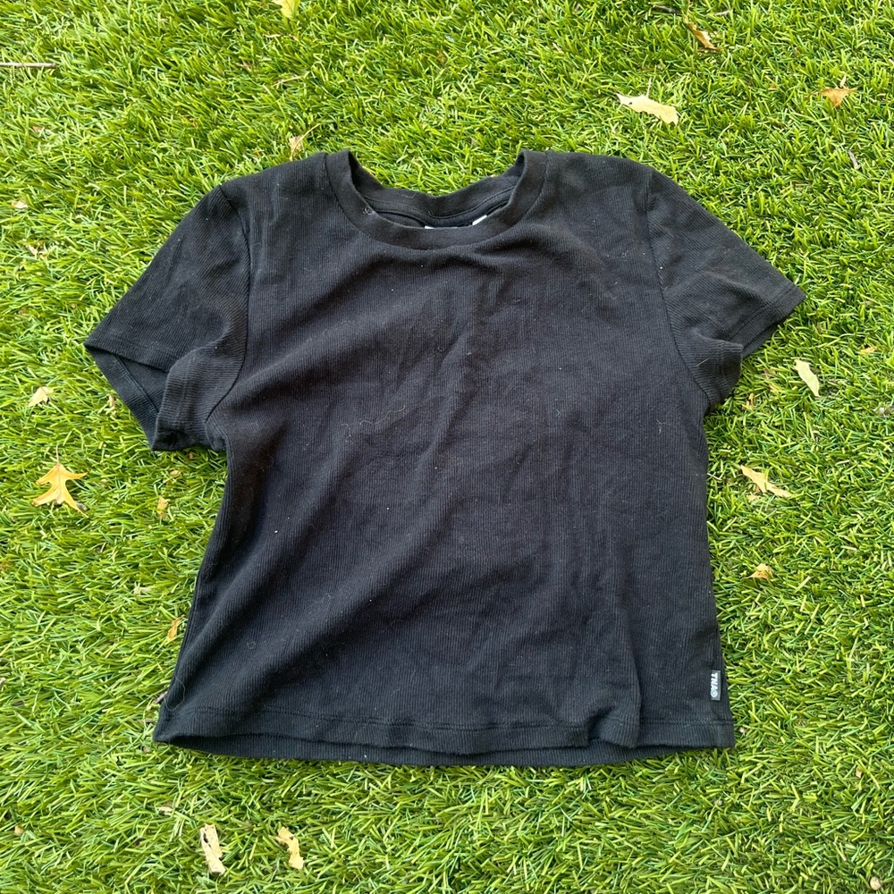 TNA Ribbed Cropped Black Top